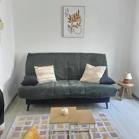 Chill A 2 Personnes Ideal Pour Les Beaux Jours -15pourcents Long Sejour アパート